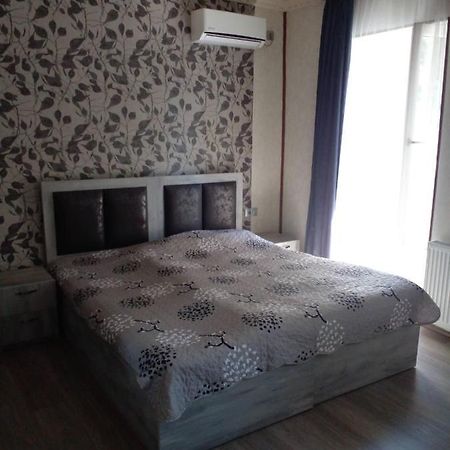 Guest House Uta Tbilisi ภายนอก รูปภาพ