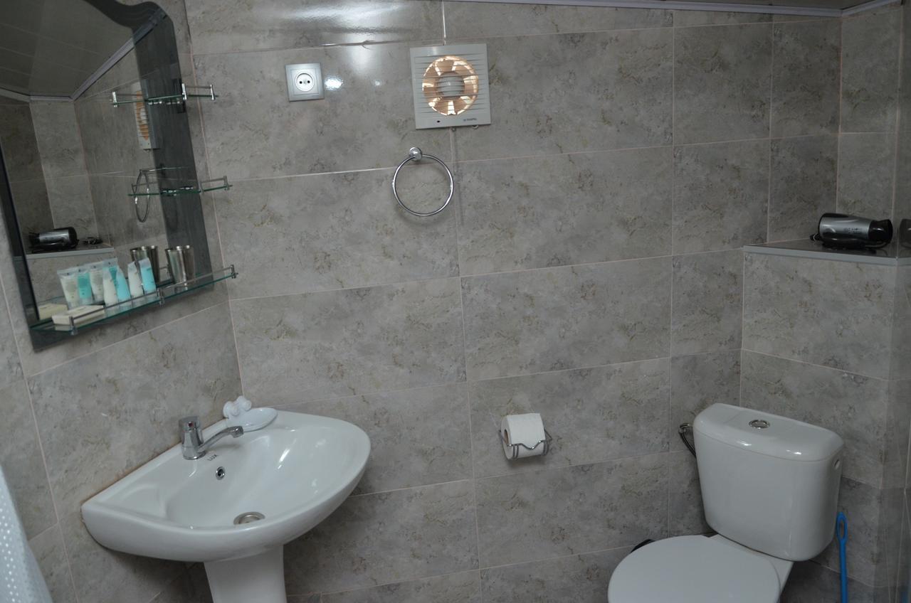 Guest House Uta Tbilisi ภายนอก รูปภาพ