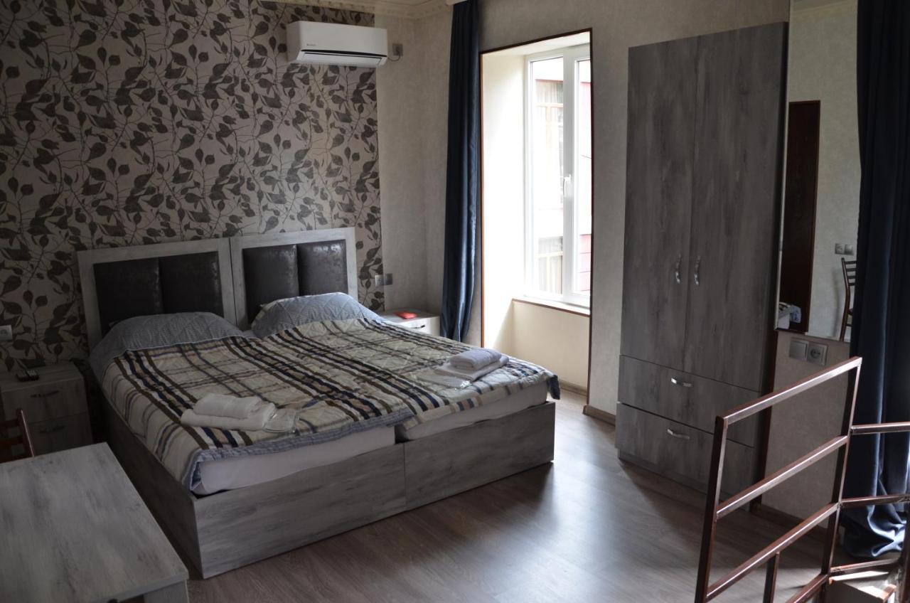Guest House Uta Tbilisi ภายนอก รูปภาพ