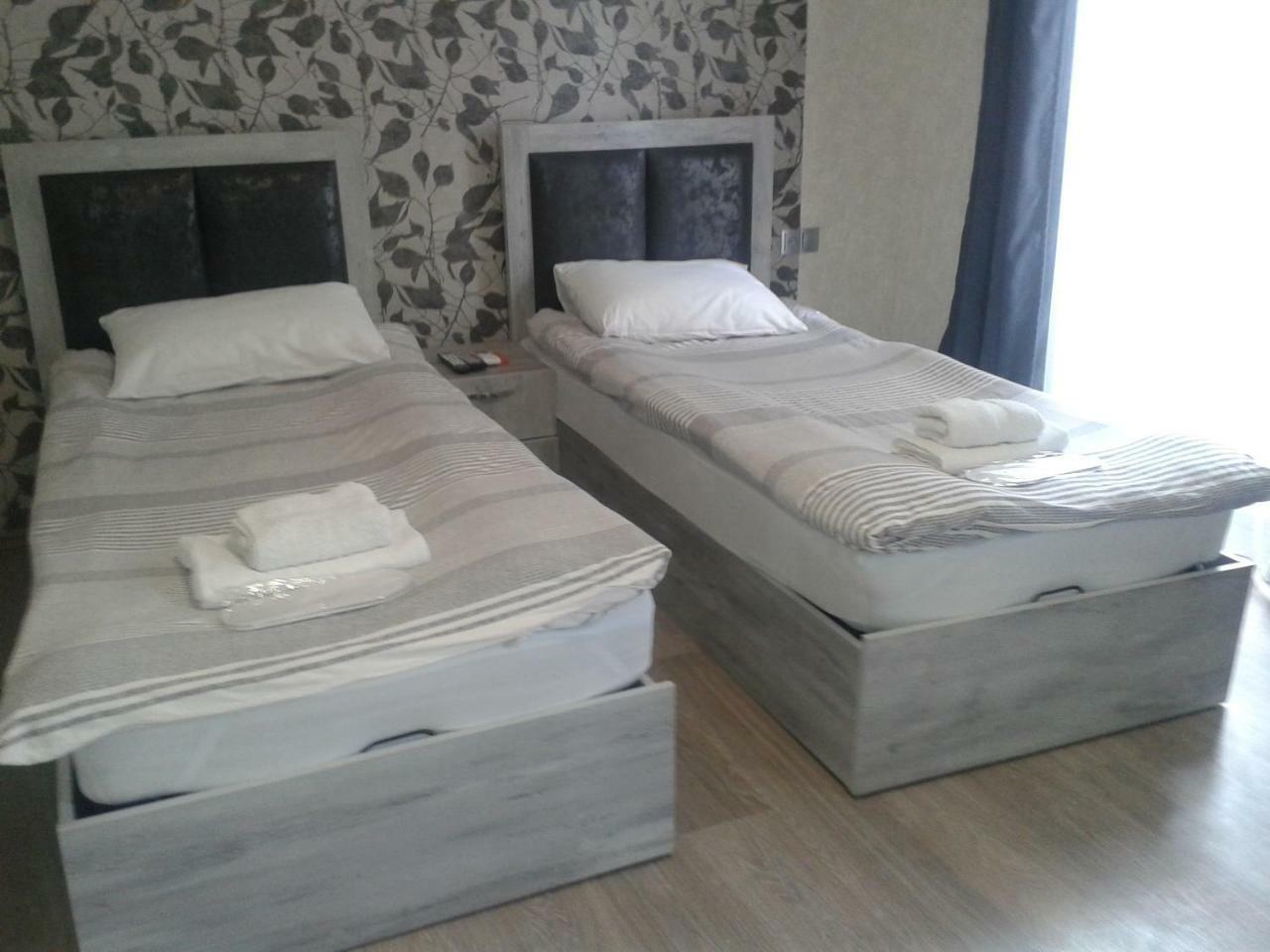 Guest House Uta Tbilisi ภายนอก รูปภาพ